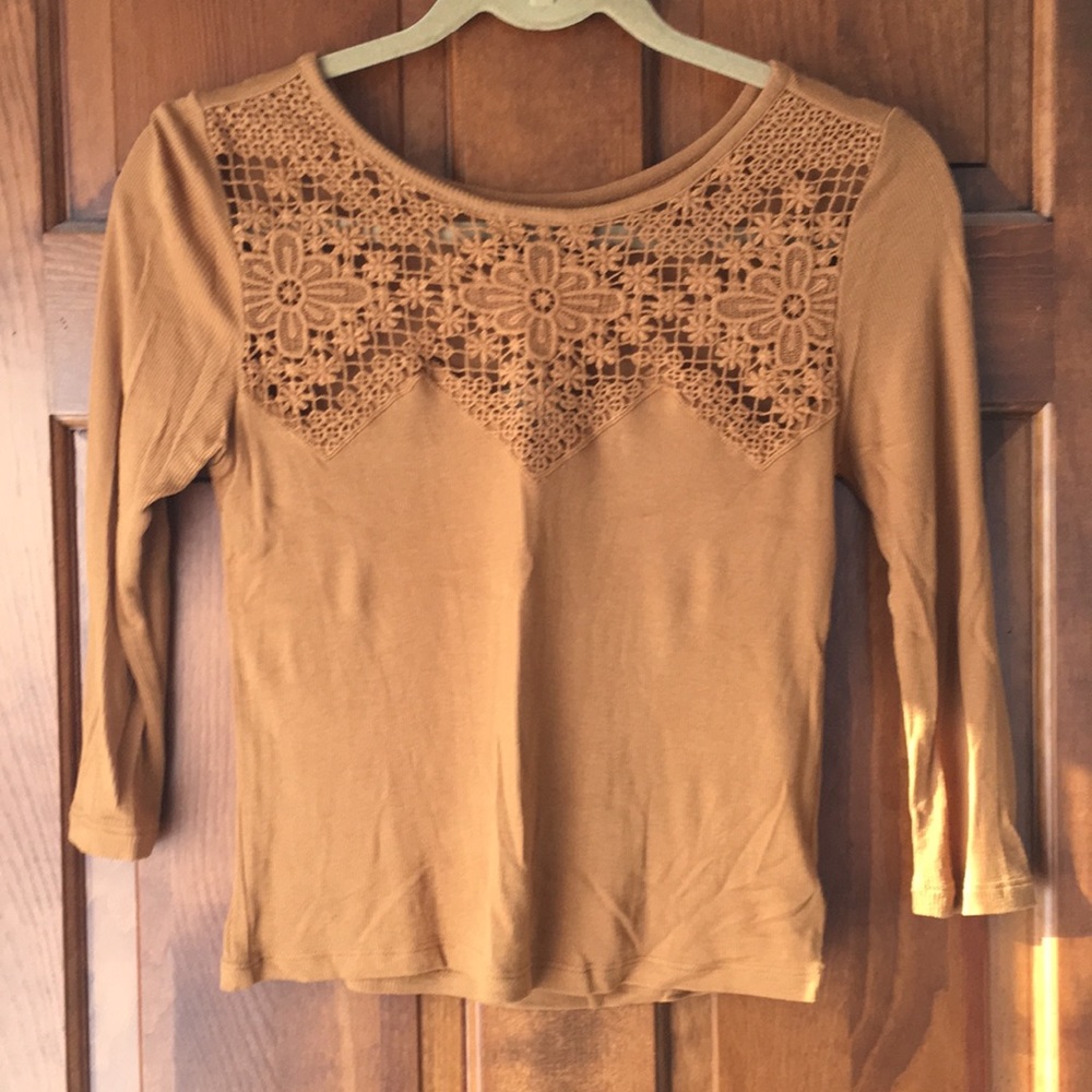 NWT American Eagle long sleeve crochet crop top